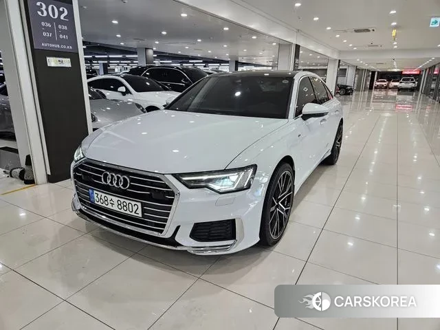 Audi A6 (C8) 2021 Белый из Кореи