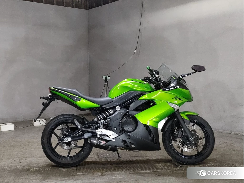 Проданный Kawasaki NINJA 400R 2012 из Японии