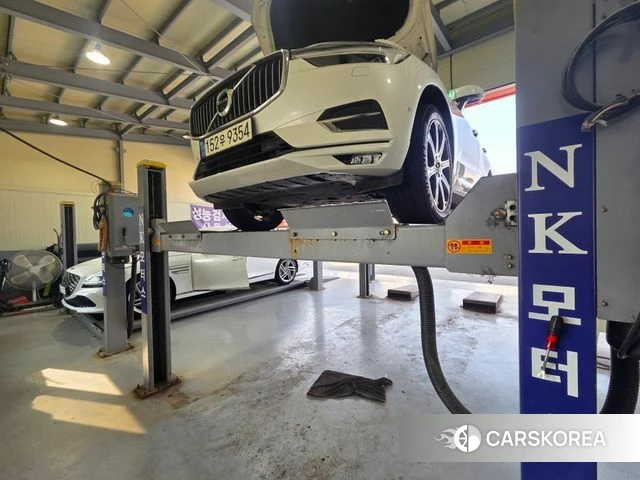 Volvo XC60 second Generation 2021 Белый из Кореи