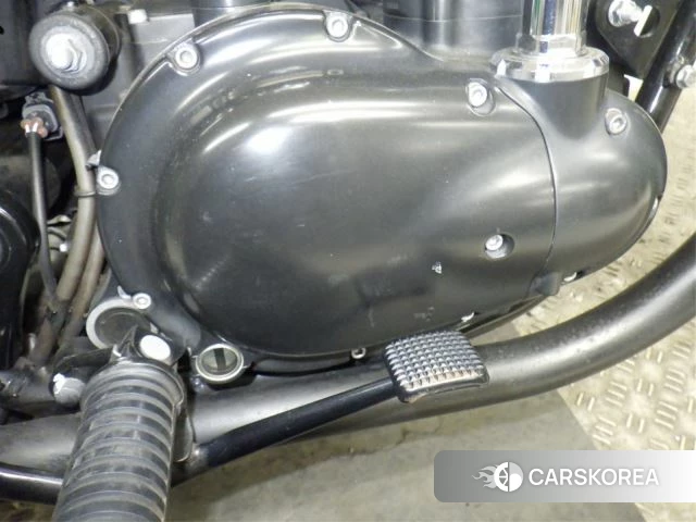 Engine photo