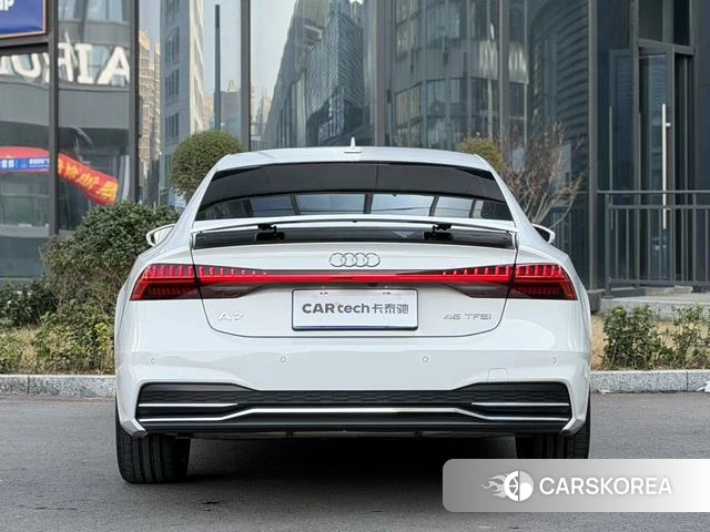 Audi A7 2024 Белый из Китая