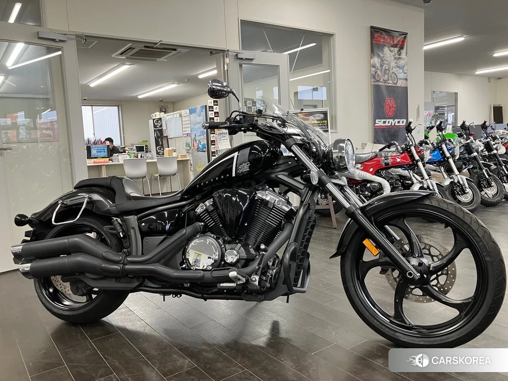 Проданный Yamaha XVS 1300 CA STRYKER 2013 из Японии, фото 2