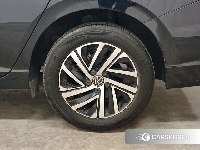 Volkswagen Lavida 2024 Черный из Китая