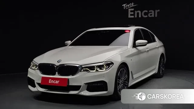 BMW 5 Series (G30) 2019 Белый из Кореи
