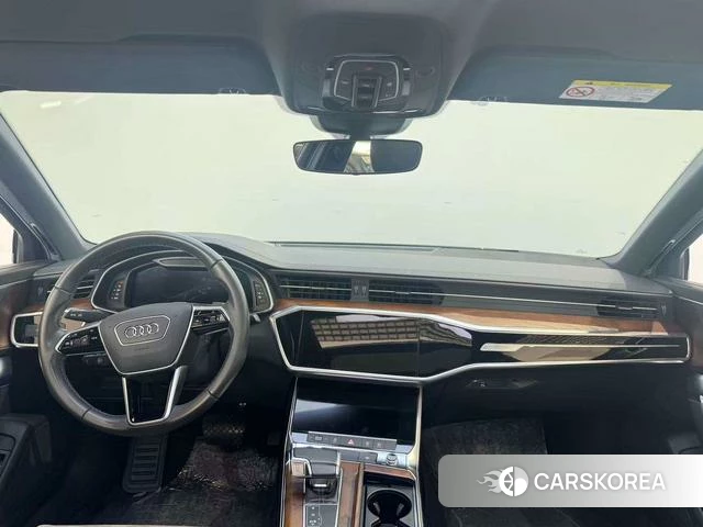 Audi A6L 2021 Темно-серый из Китая