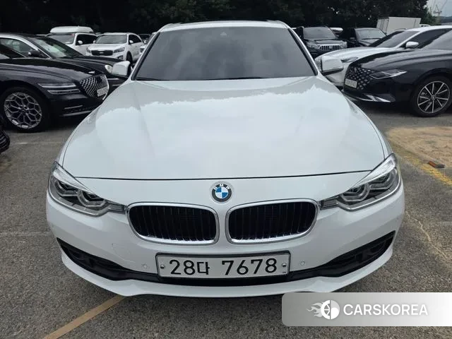 BMW 3 Series (F30) 2018 Белый из Кореи