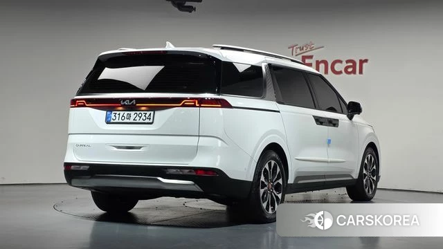 Kia Carnival 4th generation 2022 Белый из Кореи