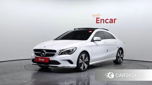 Mercedes-Benz CLA-Class C117 2018 Белый из Кореи