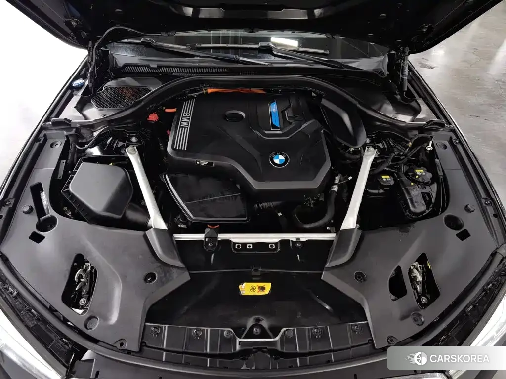 BMW 5 series 2021 Черный из Китая