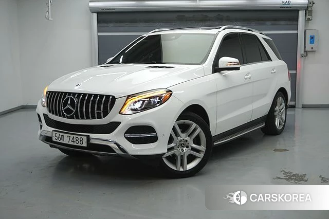 Mercedes-Benz GLE - Class W166 2018 Белый из Кореи