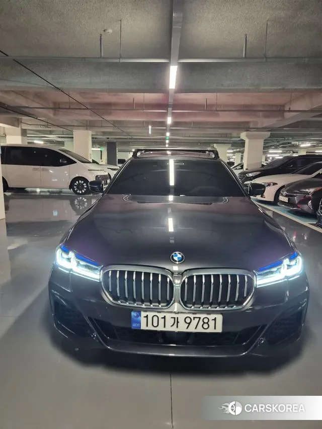 BMW 5 Series (G30) 2023 Серый из Кореи