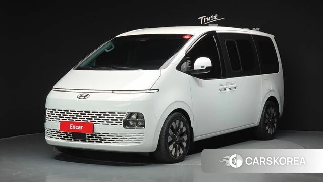 Hyundai Staria 2021 Белый из Кореи