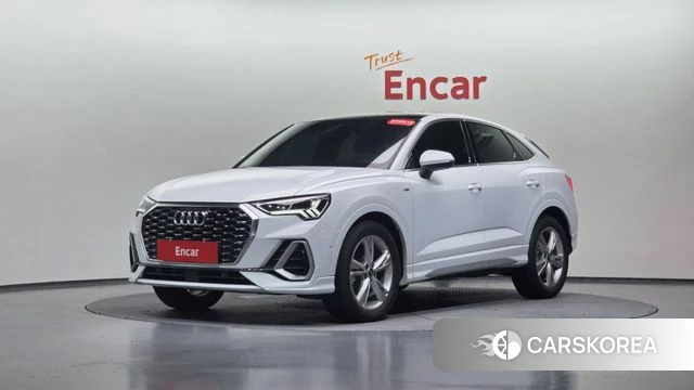 Audi Q3 (F3) 2023 Белый из Кореи