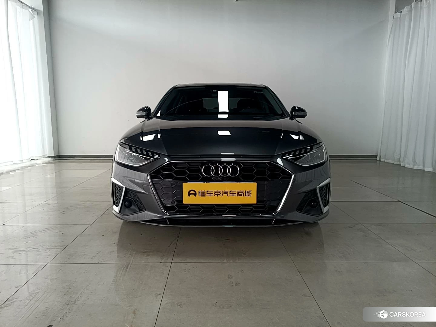 Audi A4L 2023 Темно-серый из Китая
