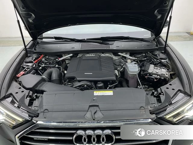 Audi A6L 2019 Черный из Китая