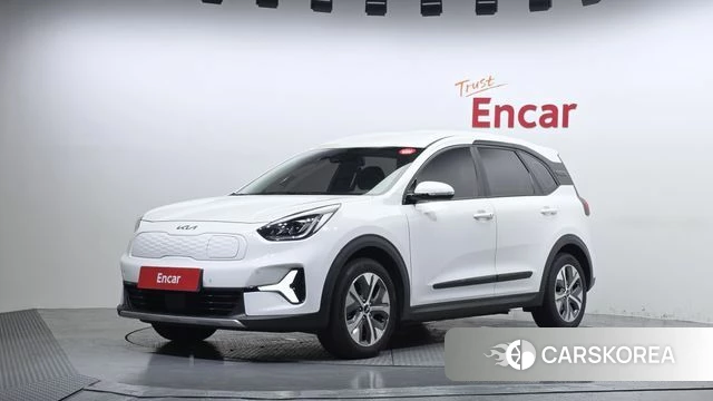 Kia Niro Plus 2022 Белый из Кореи