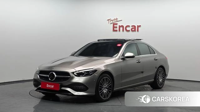 Mercedes-Benz C-Class W206 2022 Песочный из Кореи