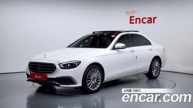 Mercedes-Benz E-Class W213 2021 Белый из Кореи