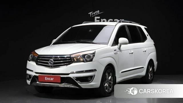 Ssangyong Korando Turismo 2018 Белый из Кореи