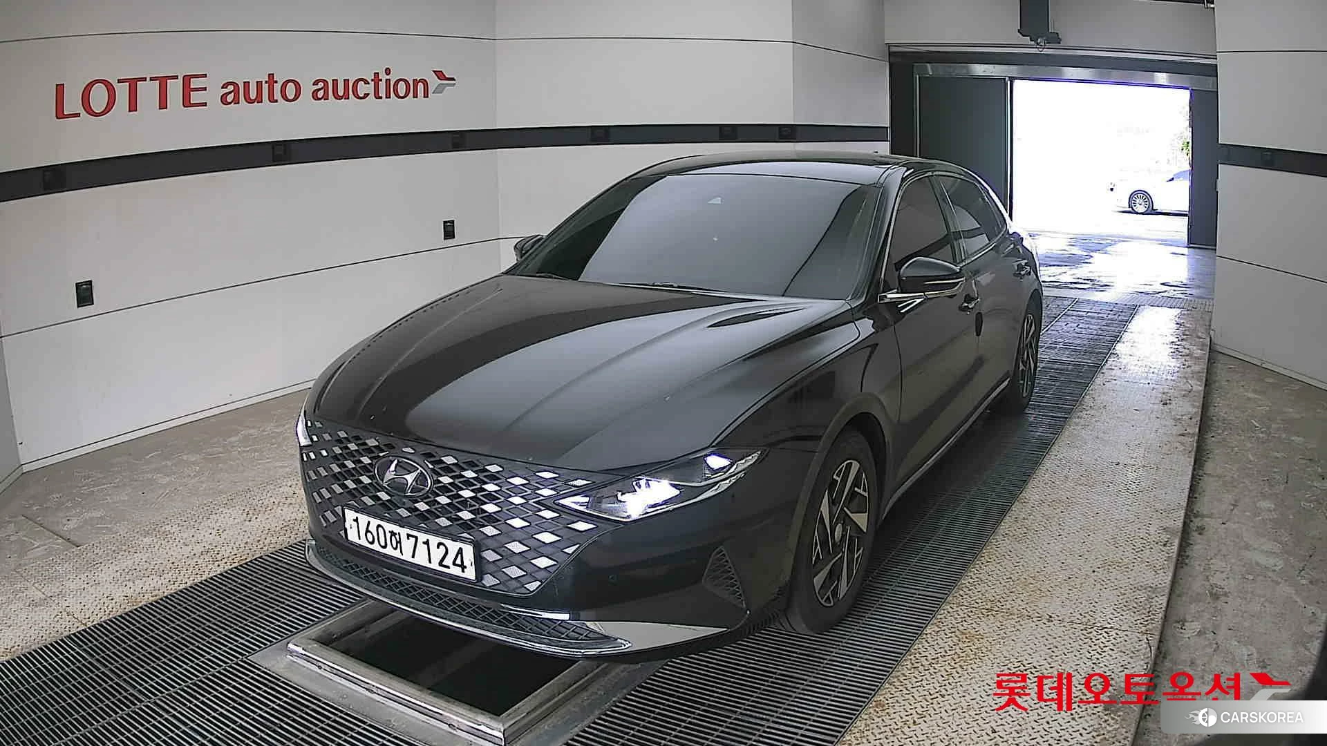 Hyundai Grandeur Hybrid 2022 Midnight Black Pearl из Кореи