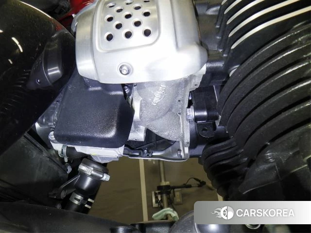 Engine photo
