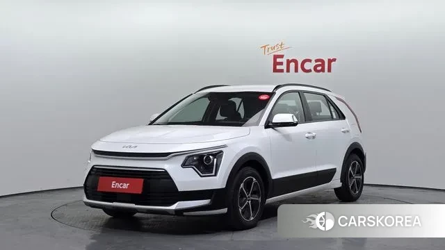 Kia Di Ol Nu Niro 2022 Белый из Кореи