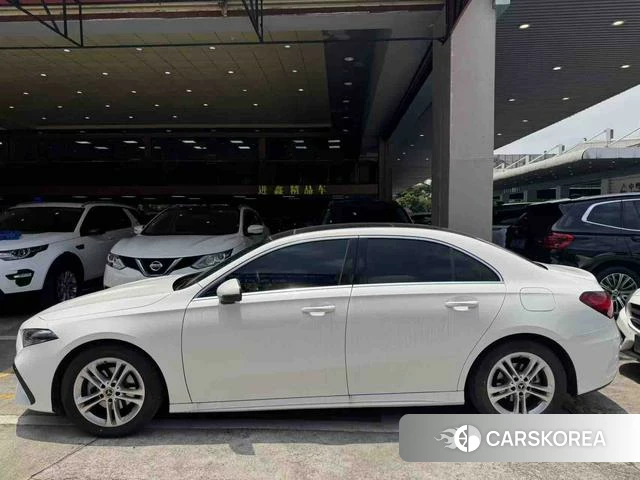 Mercedes-Benz Class A 2024 Белый из Китая