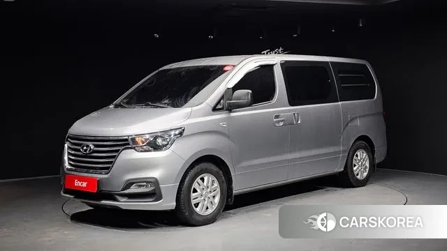 Hyundai The New Grand Starex 2020 Серебристо-серый из Кореи