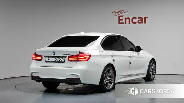 BMW 3 Series (F30) 2018 Белый из Кореи