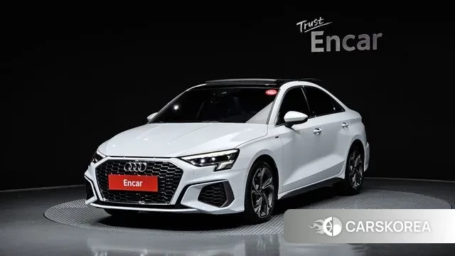 Audi A3 (8Y) 2023 Белый из Кореи