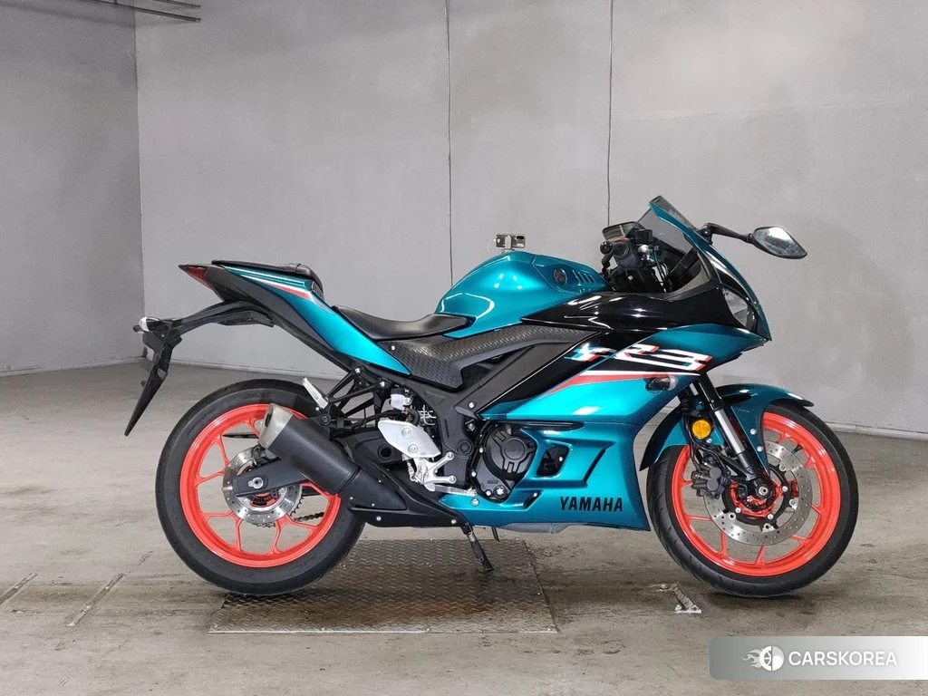 Проданный Yamaha YZF-R3 2022 из Японии