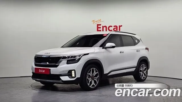 Kia Seltos 2022 Белый из Кореи