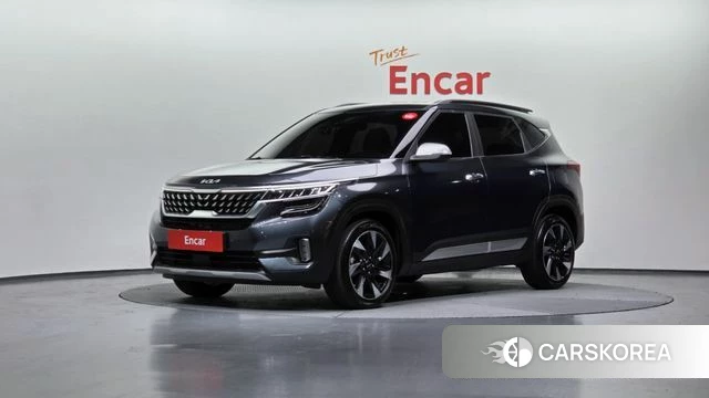 Kia Seltos 2022 Серый из Кореи