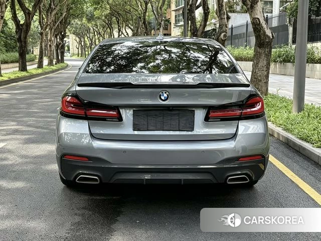 BMW 5 series (imported) 2023 Синий из Китая