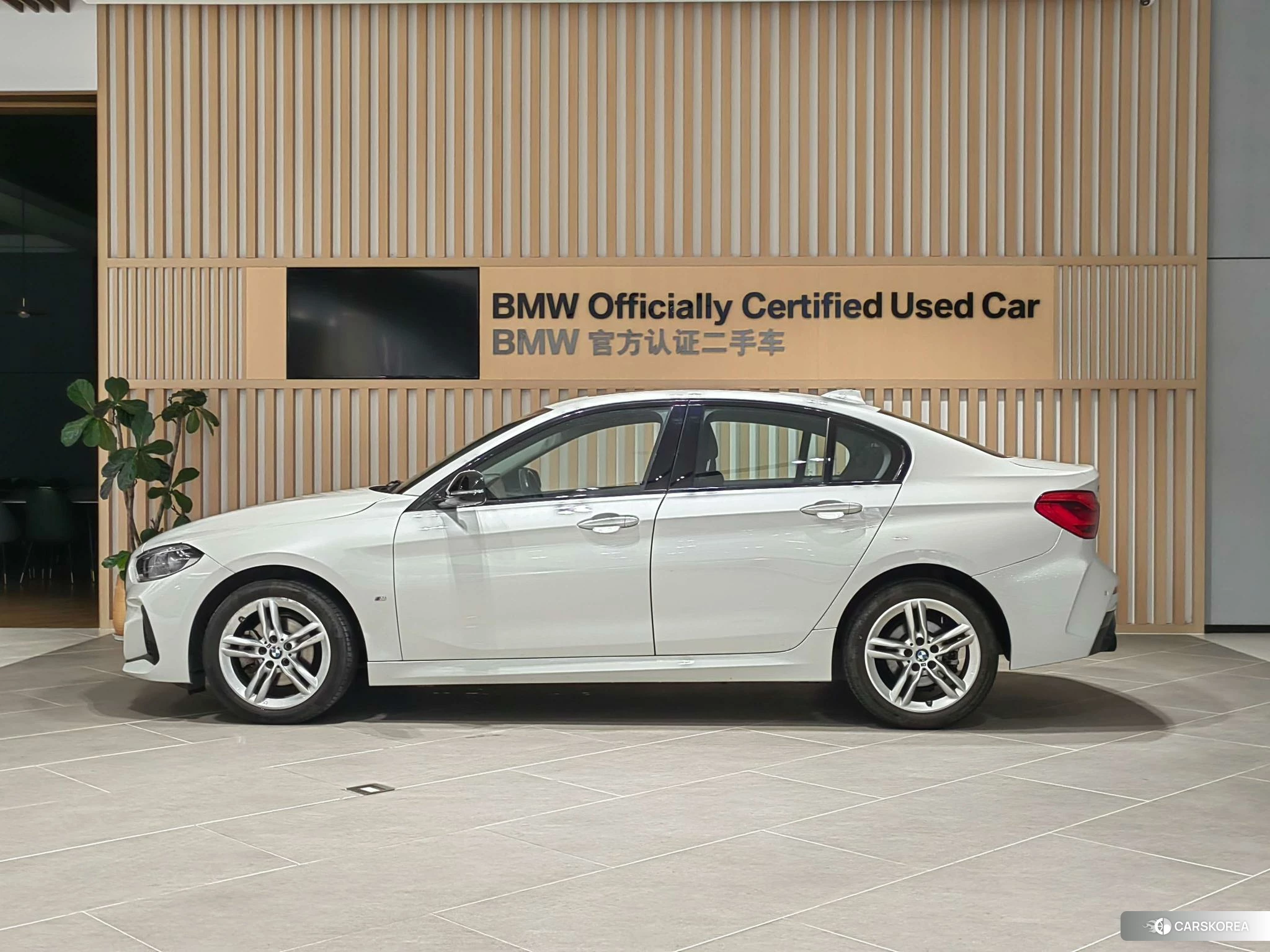 BMW 1 series 2022 Белый из Китая