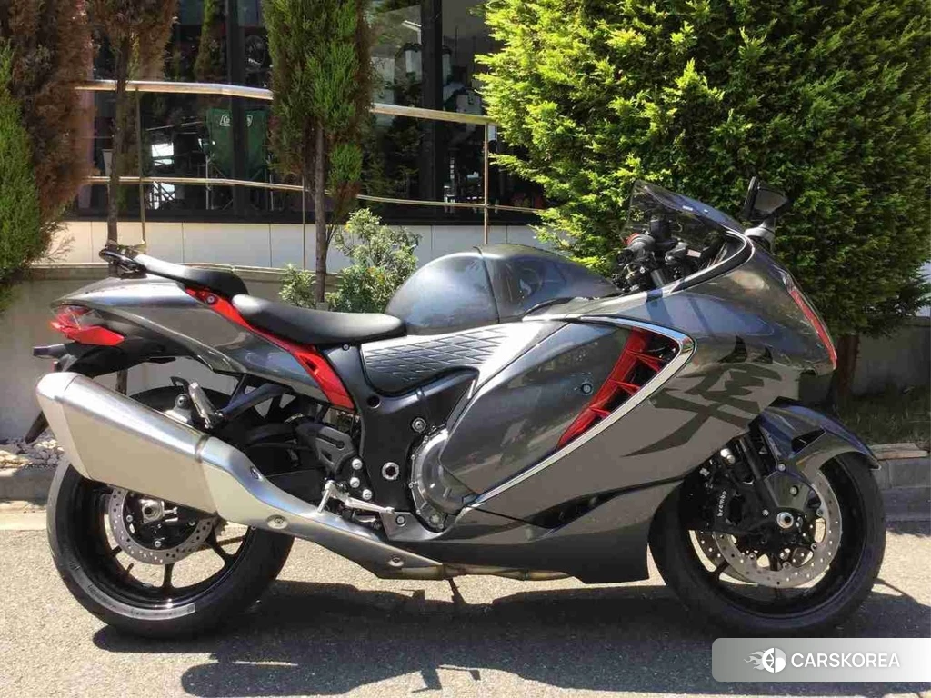 Проданный Suzuki GSX1300R HAYABUSA 2023 из Японии