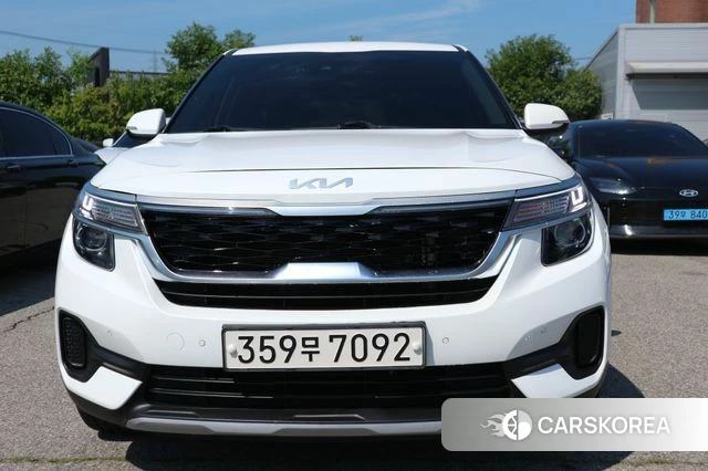 Kia Seltos 2021 Белый из Кореи