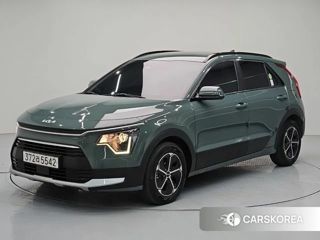 Kia Di Ol Nu Niro 2022 Светло-зеленый из Кореи