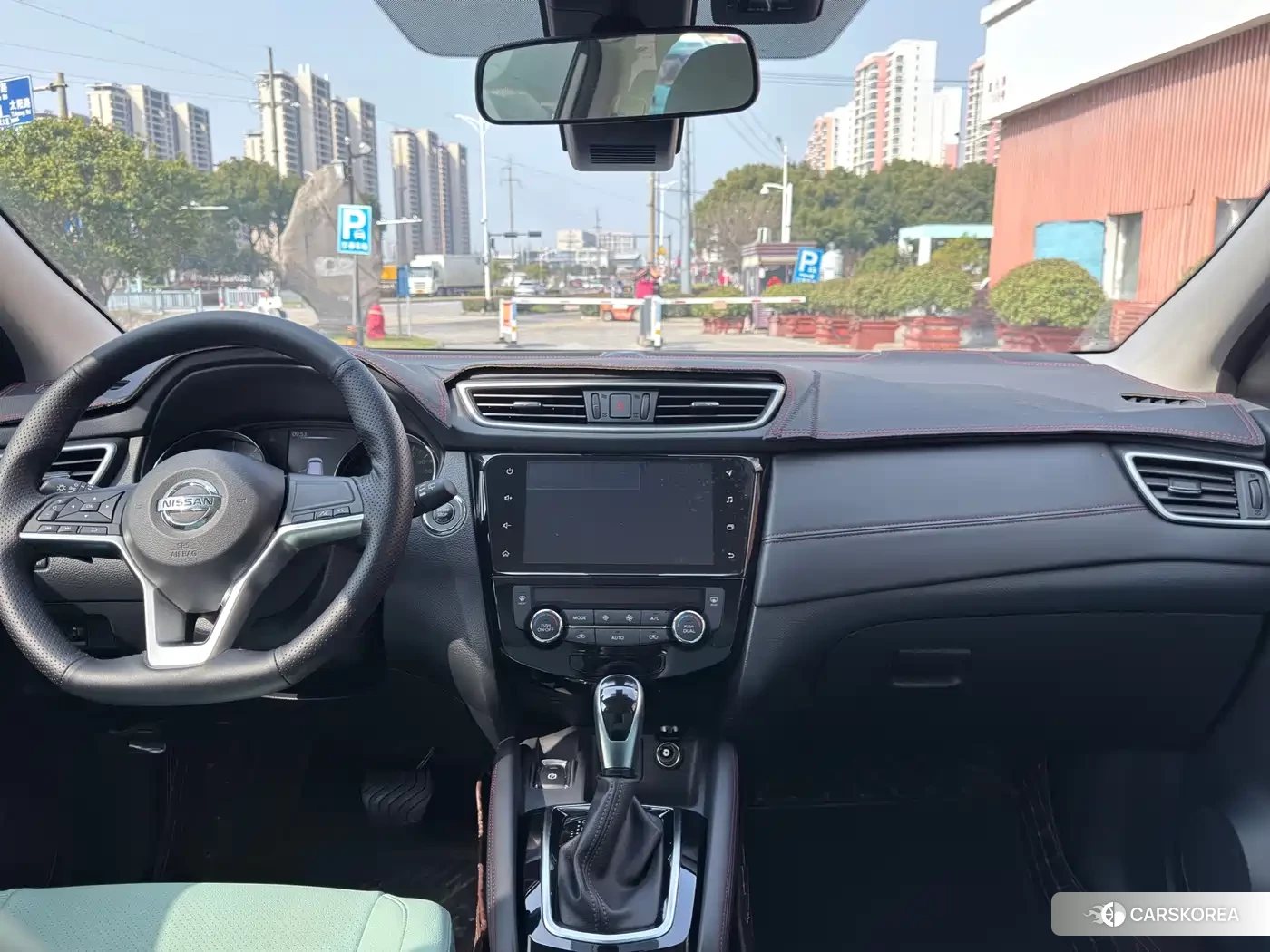 Nissan Qashqai 2023 Белый из Китая, фото 2