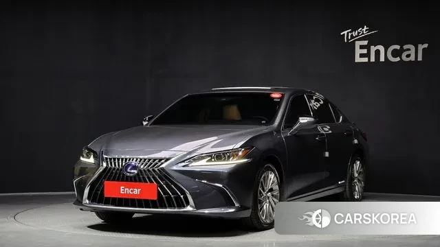 Lexus ES300h 7th generation 2022 Серый из Кореи
