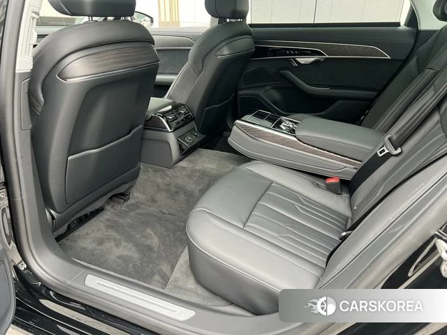 Audi A8 2024 Черный из Китая