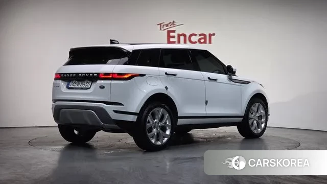 Land Rover Range Rover Evoque 2nd Generation 2021 Белый из Кореи