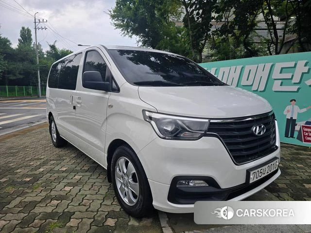 Hyundai The New Grand Starex 2019 Белый из Кореи