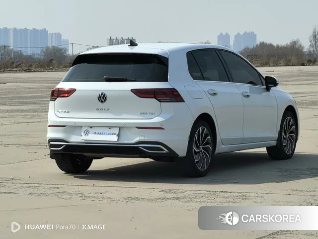Volkswagen Golf 2022 Белый из Китая