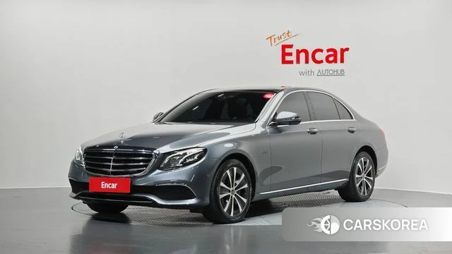 Mercedes-Benz E-Class W213 2019 Серый из Кореи