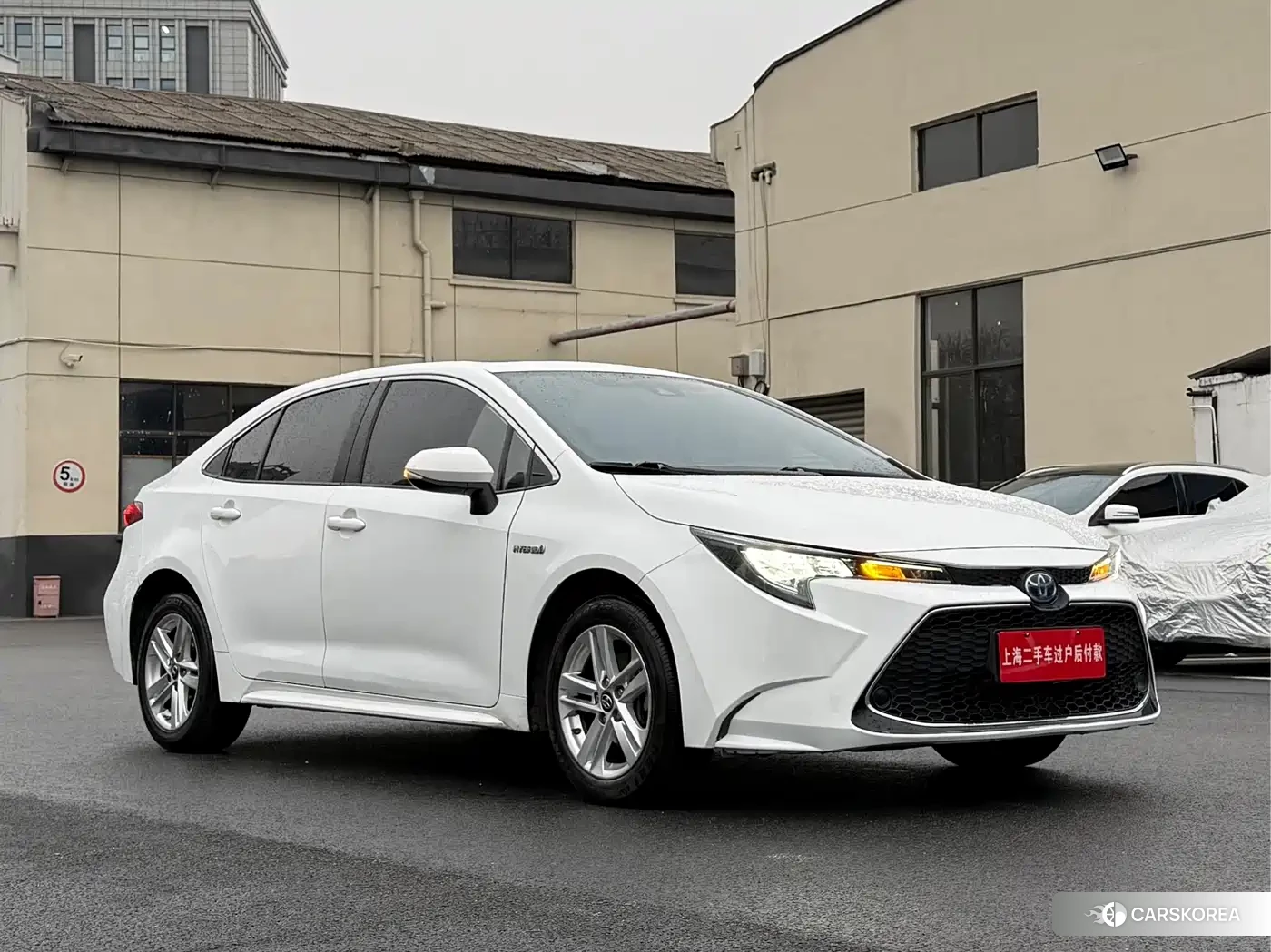 Toyota Levin 2022 Белый из Китая