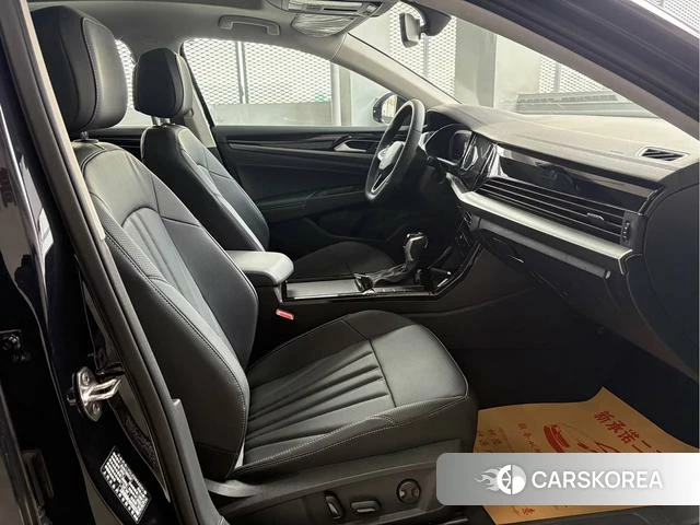 Volkswagen Passat 2026 Черный из Китая