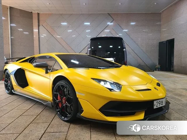 Lamborghini Aventador 2019 Желтый из Кореи
