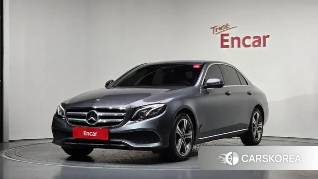 Mercedes-Benz E-Class W213 2019 Серый из Кореи