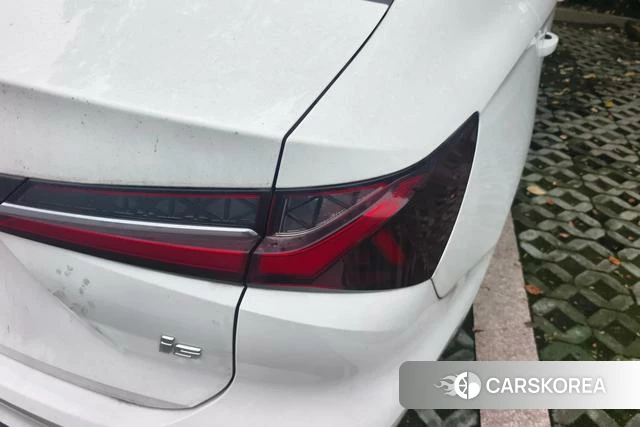Roewe i5 2023 Белый из Китая
